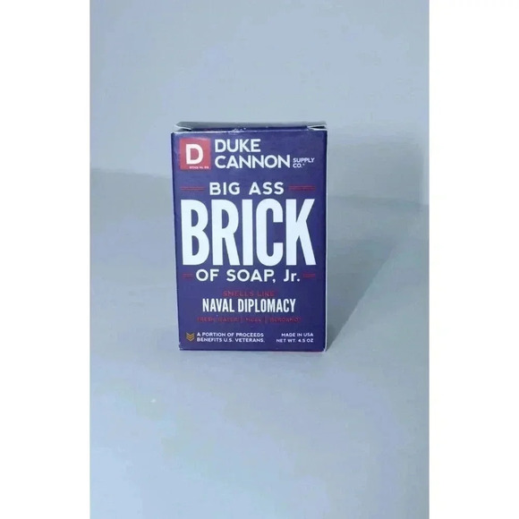 Duke Cannon Big Ass Brick Of Soap JR 4.5oz Men Smells Like NAVAL DIPLOMACY - NIB - Picture 9 of 10